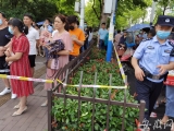 大考2020｜合肥二中： 门前设立警戒线 考生有序测体温进场 