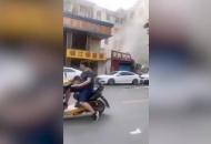 淮南一家海鮮店昨日上午爆炸 一對母女與沖擊波擦身而過