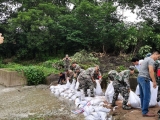 淮南：应急召集令发出，80余名民兵冲上堤