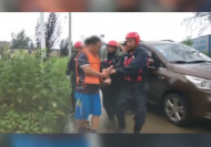 王家壩一老人彌留之際要回蓄洪區家中  消防員助完成心愿