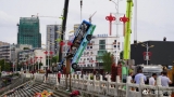 貴州安順公交車墜湖幸存者：水涌進來那一瞬間，拼命游了出去