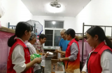 柘皋镇：安置点中的巾帼"红"