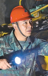 火箭军某工程旅营长沙子呷——一心向党的“阵地铁人”（最美新时代革命军人）