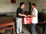 中秋慰问贫困户 浓浓关怀暖人心