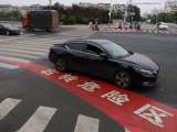 合肥部分路口增设“右转危险区”