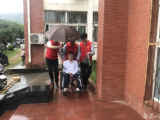 勵志！“漸凍癥”男孩到巢湖學院報到