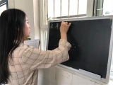 蚌埠三十一中教育集团小学部加强青年教师粉笔字训练