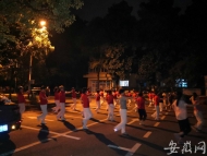 宣城市委市政府機關大院對外開放30多年：兼顧好附近居民休閑鍛煉需求