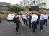 操龙灿在主城区调研老旧小区改造和市博物馆建设工作