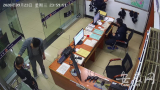 铜陵10岁男孩离家出走拒绝接受帮助  民警一碗方便面打开其心结