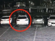 砸多輛車車窗盜取財物 宿州警方抓獲嫌疑人