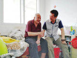 生命故事 | 袁小梅：这位大叔有80多个“老宝贝” 