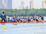 合肥天鹅湖：百浆齐舞赛龙舟  400余名运动员显身手