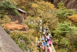 10月7日，近万人沉醉在黄山秋色图 