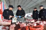铜陵民警走进农贸市场教你辨假币