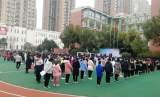 校園內(nèi)“淘淘樂(lè)”愛心商鋪開張 義賣資金全捐給純善少年