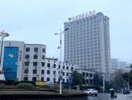 黃山老城區(qū)地標(biāo)性建筑華茂大酒店停業(yè)  將改建為醫(yī)院