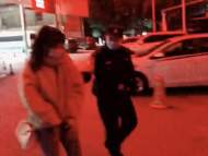 合肥一女子冬夜割腕輕生 民警接力相救