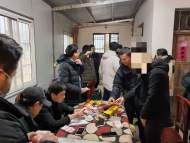桐城警方搗毀一個隱居深山的賭博窩點 當場抓獲17人