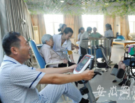 直通安徽省兩會(huì)|省人大代表黃文琴：建議加強(qiáng)社區(qū)養(yǎng)老服務(wù)綜合體建設(shè)