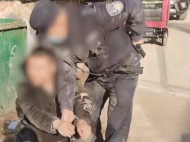 淮南一男子帶懷孕女友吸毒 民警怒斥：你們枉為父母！