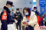 六安织密"防线" 备战春运