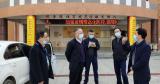 合肥市教育局副局长王勇一行到庐江县城南小学检查开学工作