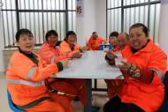 新春走基层｜元宵节将至 合肥环卫工人幸福驿站里吃元宵