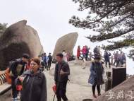假期過半旅游熱度不減 天柱山景區全天接待游客1.45萬人次