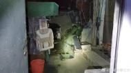 銅陵：陌生人丟下金屬箱  “詐彈”驚動特警