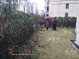 “3·15吐槽大会”｜说好的100多平方米院子呢？合肥岱河路一小区11户1楼业主拒绝收房