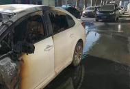 蕪湖一轎車行駛中自燃