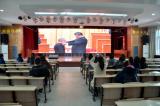 岳西县实验小学组织收看全国脱贫攻坚总结表彰大会
