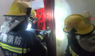 蕪湖：家門口燒香 濃煙竄屋內險釀火災