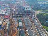 安九高铁安庆西站主体结构封顶 预计2021年底建成通车
