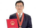 全国脱贫攻坚先进个人获得者尚红伟：把“挂职”当“任职”