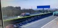 黃山：匯入高速時被罐車頂撞 轎車乘員險喪命
