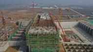 記者探訪引江濟(jì)淮派河口泵站主廠房封頂 計(jì)劃年底建成具備通水條件