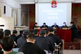 六安金安区法院把4起危险驾驶刑事案件庭审现场“搬进”驾校