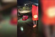 阜陽農婦雨夜遭車禍  護士路過忙救援