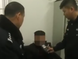 自投罗网！南陵一男子醉酒将车开到了交警队