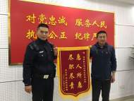 七旬老人走失 安慶兩派出所民警接力尋找