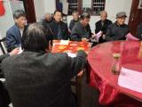 韩摆渡镇三拐店村：组织召开板凳会助力安全宣传