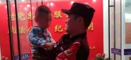 合肥一歲男童找不到家人  民警輪流暖心照顧