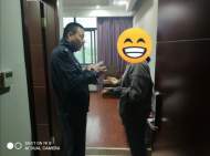 宣城：女子接到“警方”電話稱“被通緝”  轉錢時被真警察制止