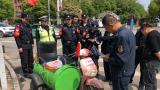凤台交警：两轮私改“偏三轮”，上路就被交警查