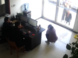 亳州：巧了！丢孩子的和捡孩子的都在往派出所赶 民警提醒千万看护好孩子