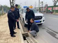 安全隱患極大 一雨水管網(wǎng)里咋出現(xiàn)了電纜？六安執(zhí)法部門：有公司私穿線路