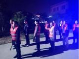 裕安区韩摆渡镇：“护民使者”在行动，保障群众夜间安全