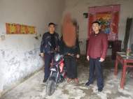 宣城：男子公安局門口偷走電動車